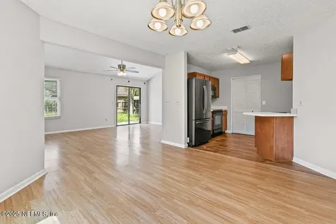 2405 Bluffton Drive W Jacksonville FL 32224