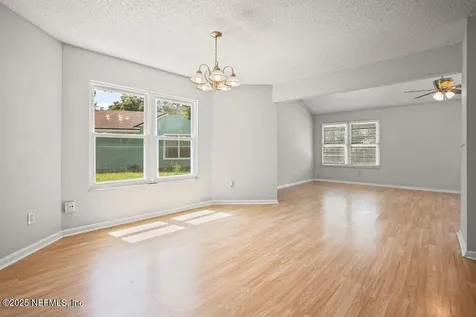 2405 Bluffton Drive W Jacksonville FL 32224