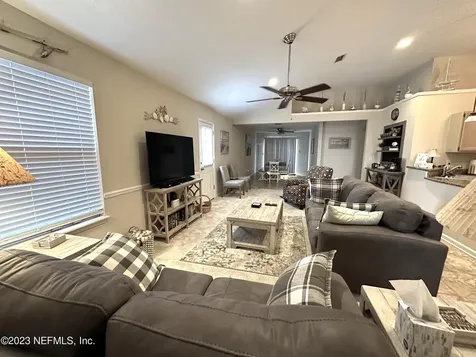 1624 Roberts Drive Jacksonville Beach FL 32250