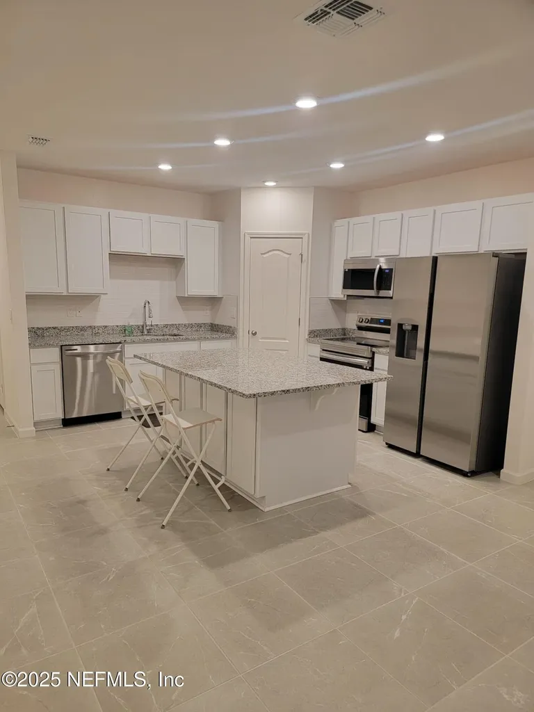 3215 Penny Cove Lane Jacksonville FL 32218