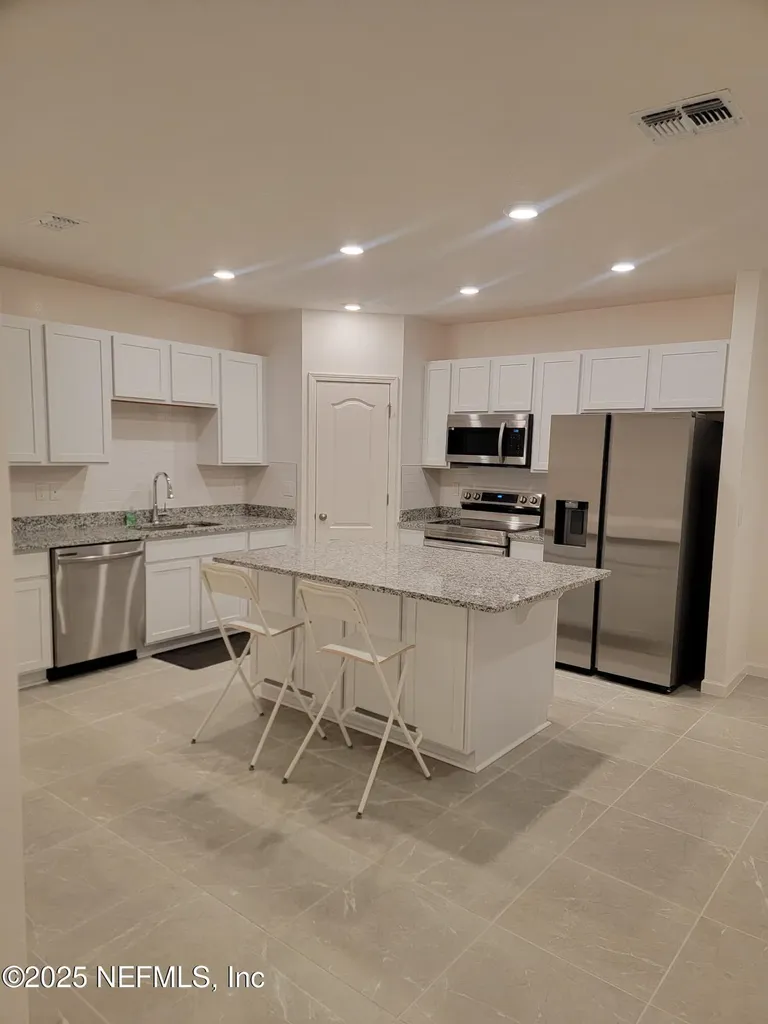 3215 Penny Cove Lane Jacksonville FL 32218