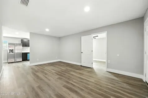 7403 John F Kennedy Drive W Jacksonville FL 32219