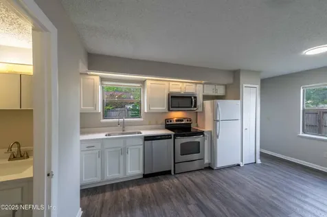 890 Hibiscus Street Atlantic Beach FL 32233