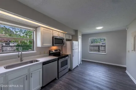 890 Hibiscus Street Atlantic Beach FL 32233