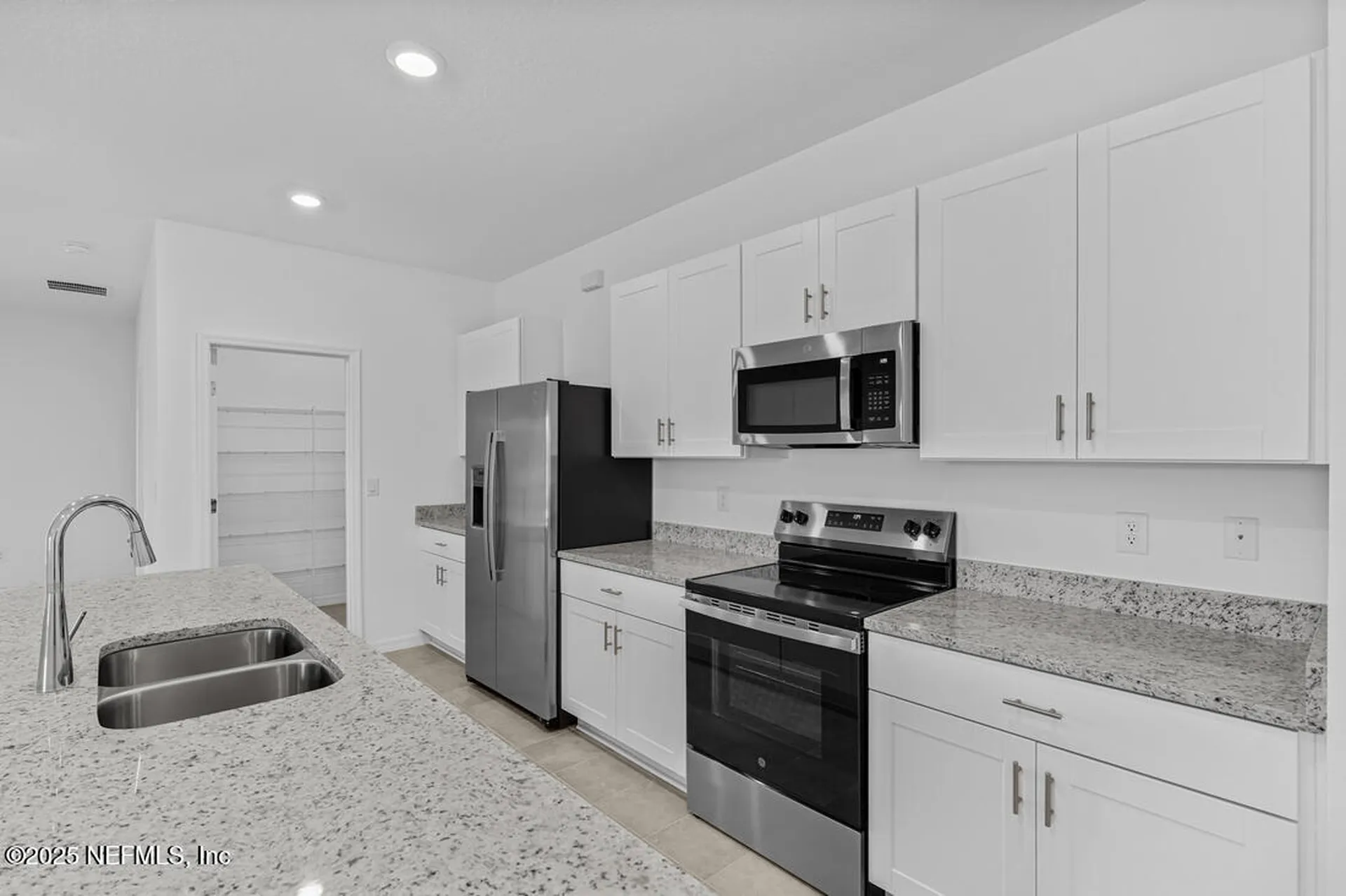 8148 Archibald Terrace Jacksonville FL 32219