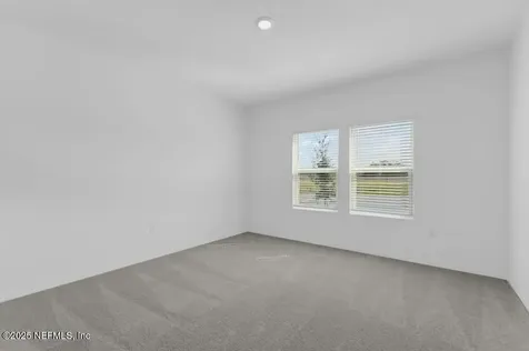 8142 Archibald Terrace Jacksonville FL 32219