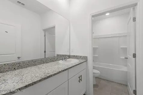 8142 Archibald Terrace Jacksonville FL 32219