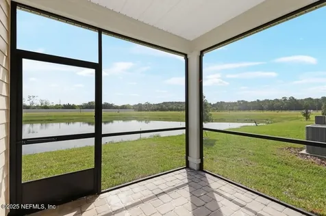 8142 Archibald Terrace Jacksonville FL 32219