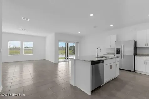 8142 Archibald Terrace Jacksonville FL 32219