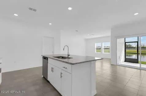 8142 Archibald Terrace Jacksonville FL 32219