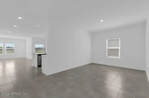 8142 Archibald Terrace Jacksonville FL 32219