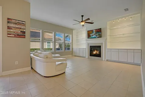 10060 Lakes End Court Jacksonville FL 32256