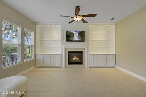 10060 Lakes End Court Jacksonville FL 32256