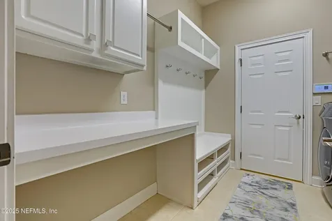 10060 Lakes End Court Jacksonville FL 32256