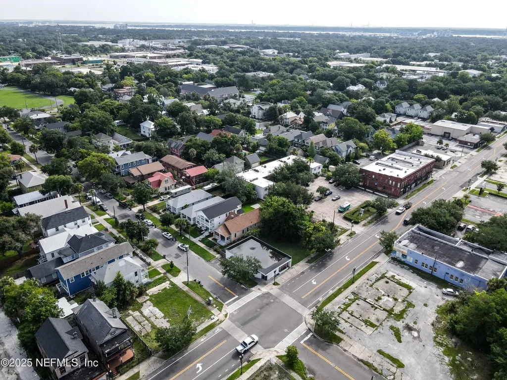 101 E 8th Street Jacksonville FL 32206