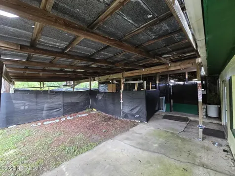 118 Yelvington Road East Palatka FL 32131