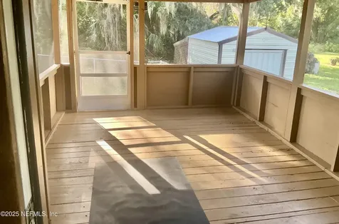 102 River Road Drive Palatka FL 32177