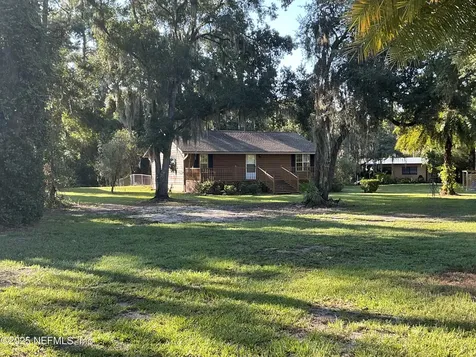 102 River Road Drive Palatka FL 32177