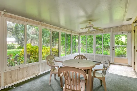 228 River Drive East Palatka FL 32131