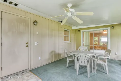228 River Drive East Palatka FL 32131