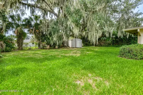 228 River Drive East Palatka FL 32131