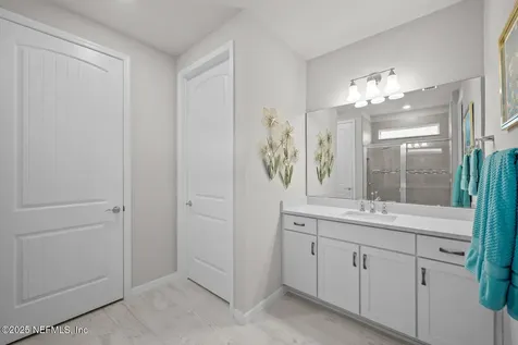 10737 Town View Drive Jacksonville FL 32256