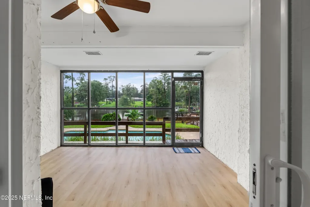 5590 La Moya Avenue Jacksonville FL 32210