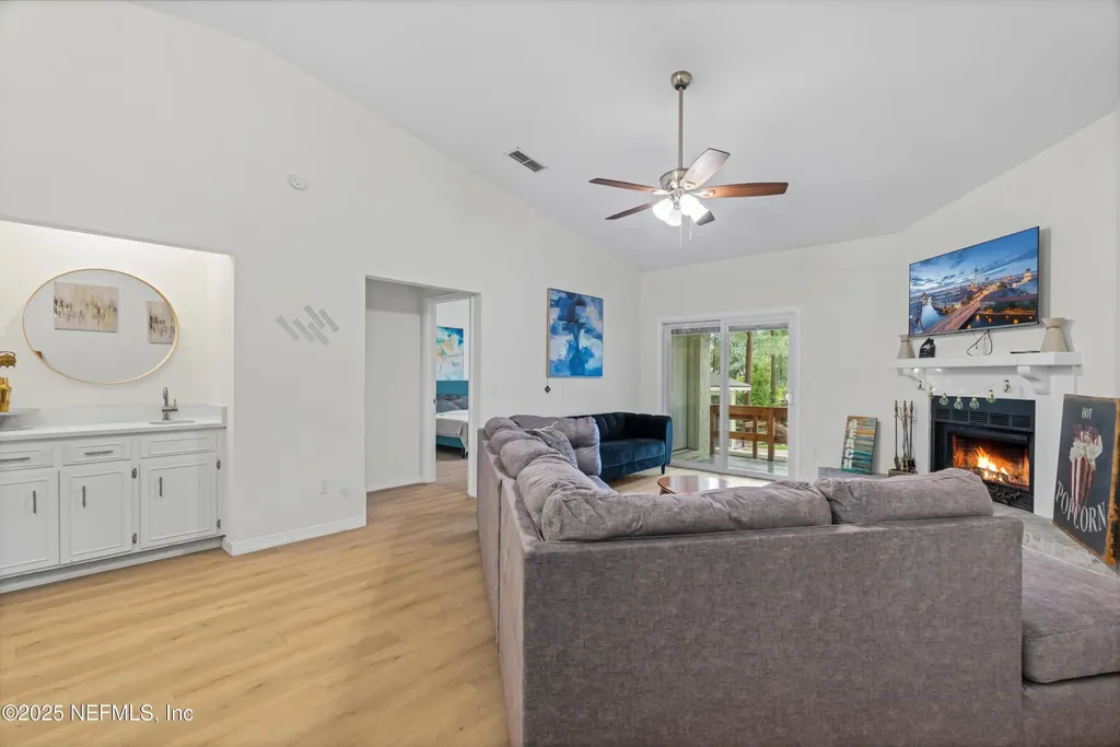 5590 La Moya Avenue Jacksonville FL 32210