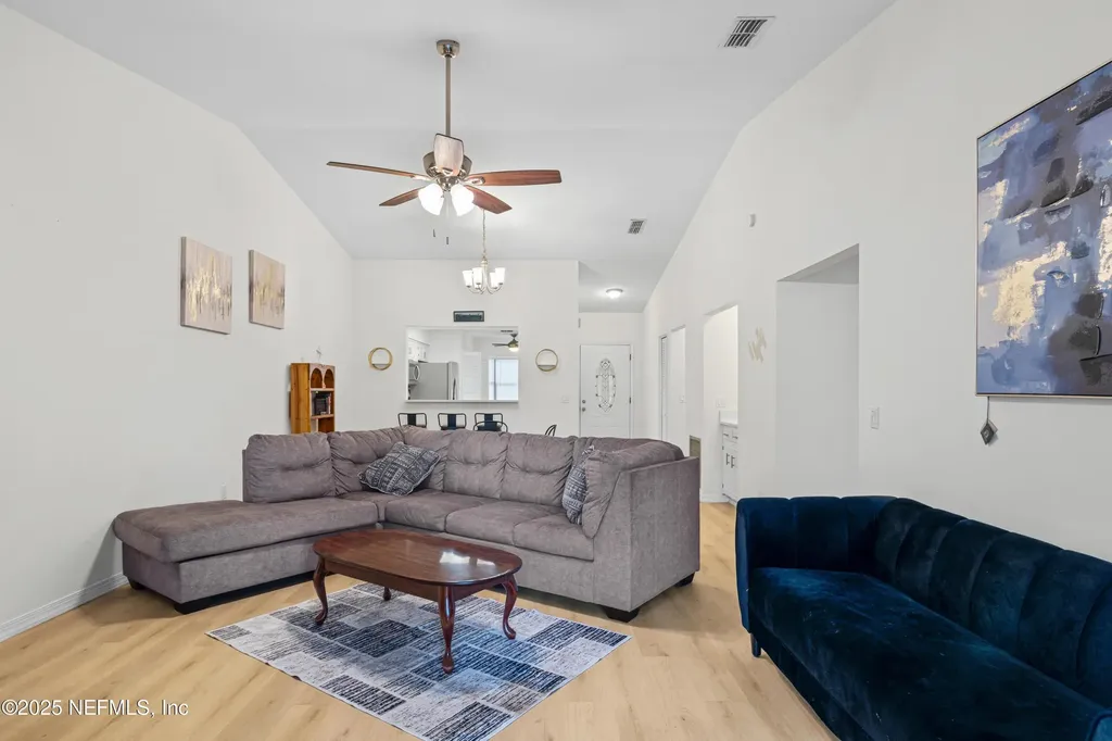 5590 La Moya Avenue Jacksonville FL 32210