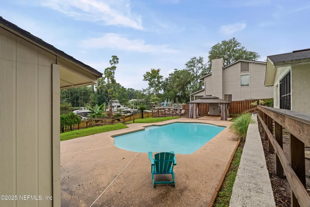 5590 La Moya Avenue Jacksonville FL 32210