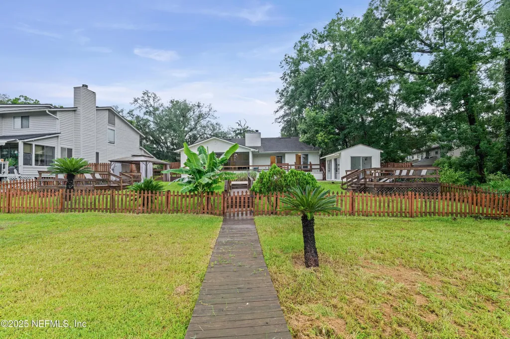 5590 La Moya Avenue Jacksonville FL 32210