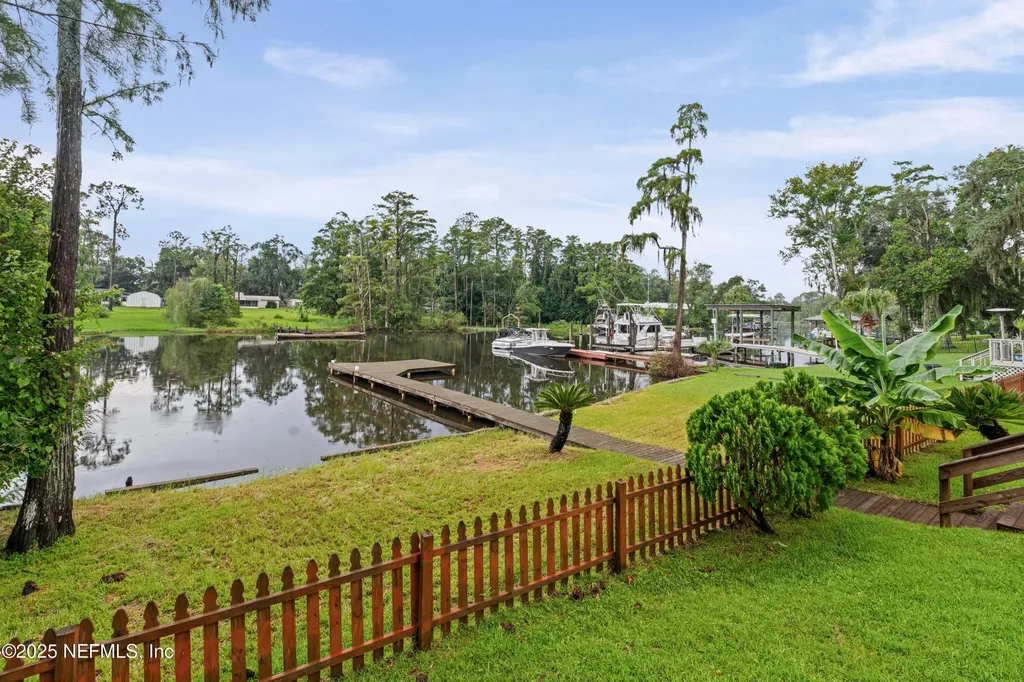 5590 La Moya Avenue Jacksonville FL 32210