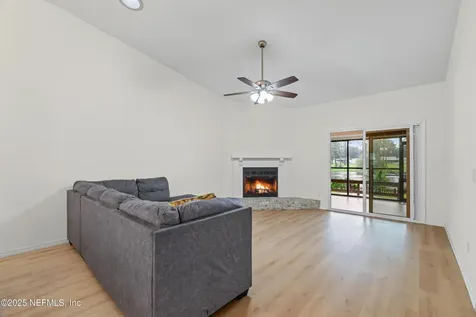 5590 La Moya Avenue Jacksonville FL 32210