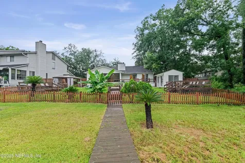 5590 La Moya Avenue Jacksonville FL 32210