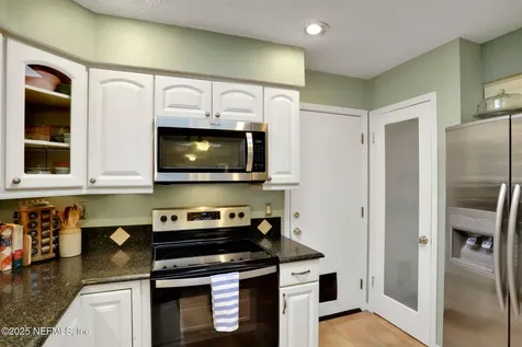 616 Davis Street Neptune Beach FL 32266
