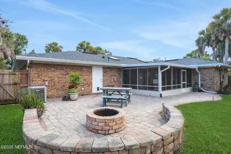 616 Davis Street Neptune Beach FL 32266