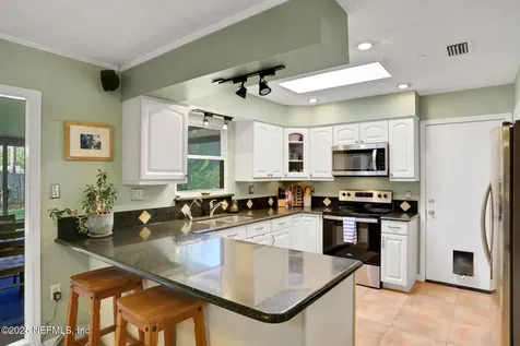 616 Davis Street Neptune Beach FL 32266