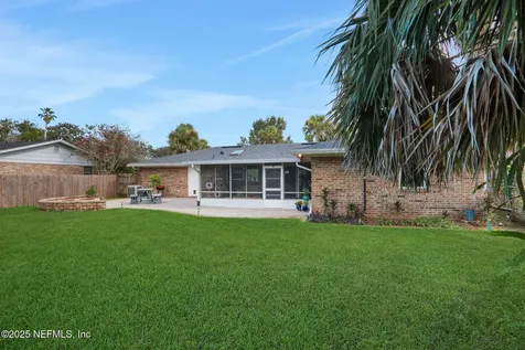 616 Davis Street Neptune Beach FL 32266