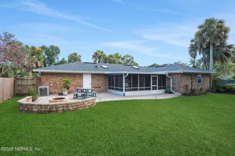 616 Davis Street Neptune Beach FL 32266