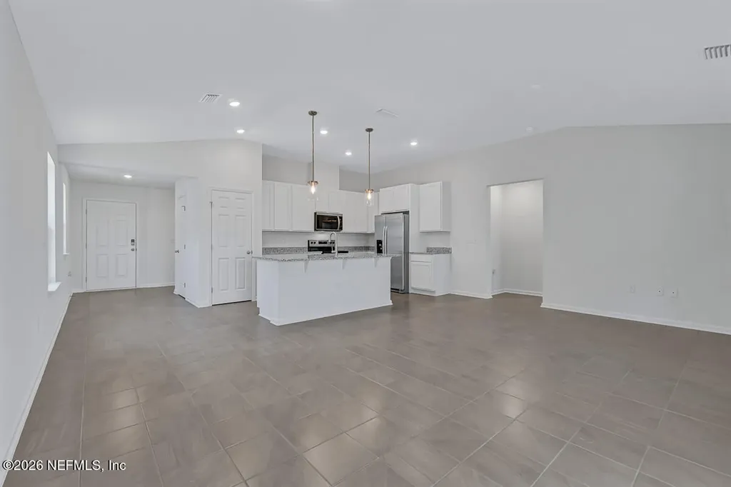 718 Panther Lake Parkway Jacksonville FL 32221