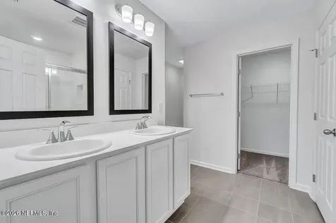 718 Panther Lake Parkway Jacksonville FL 32221