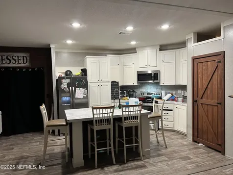 118 Lariat Drive Florahome FL 32140