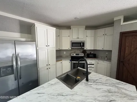 118 Lariat Drive Florahome FL 32140