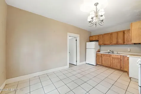 411 N Main Street Crescent City FL 32112