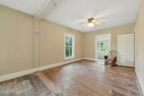 411 N Main Street Crescent City FL 32112