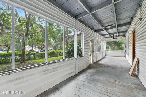 411 N Main Street Crescent City FL 32112