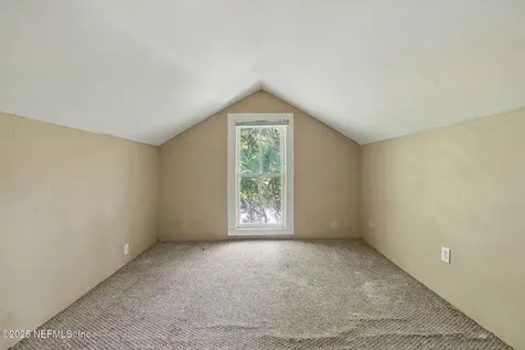 411 N Main Street Crescent City FL 32112