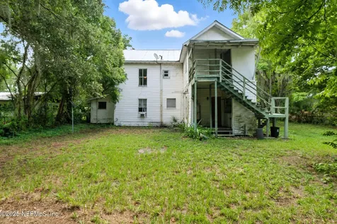 411 N Main Street Crescent City FL 32112