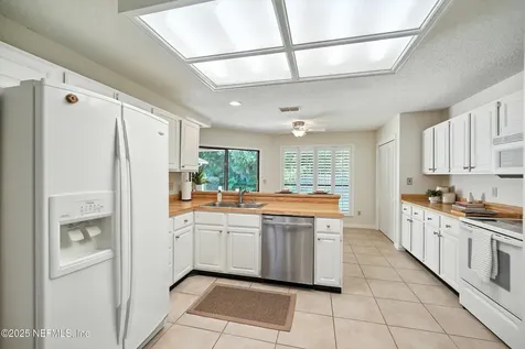 4531 Barrington Oaks Drive Jacksonville FL 32257