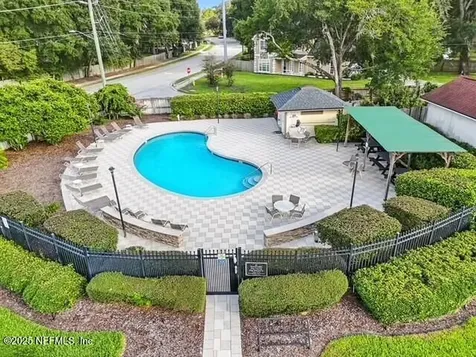 4531 Barrington Oaks Drive Jacksonville FL 32257